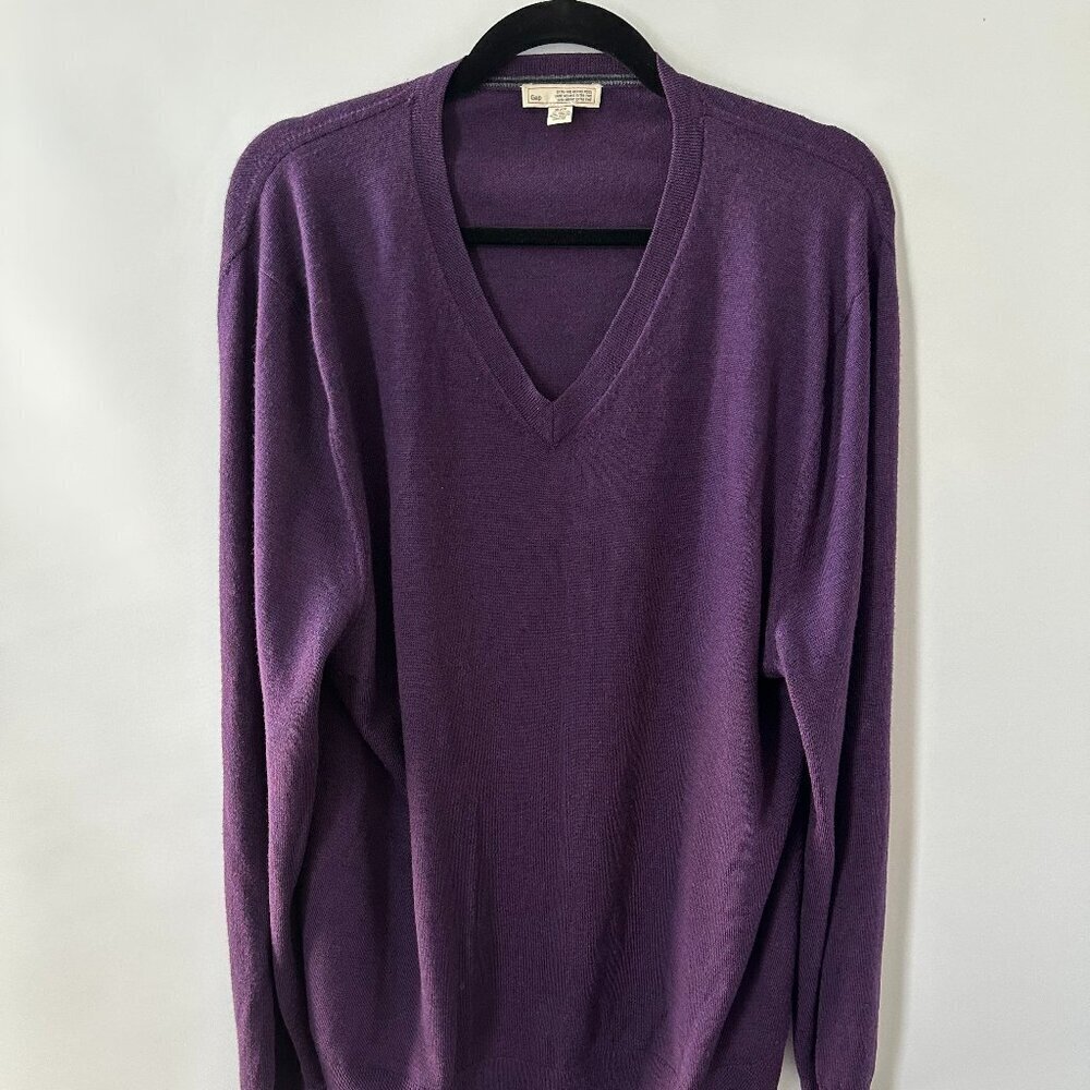 Purple Gap XL V-neck Sweater  100% Merino Wool